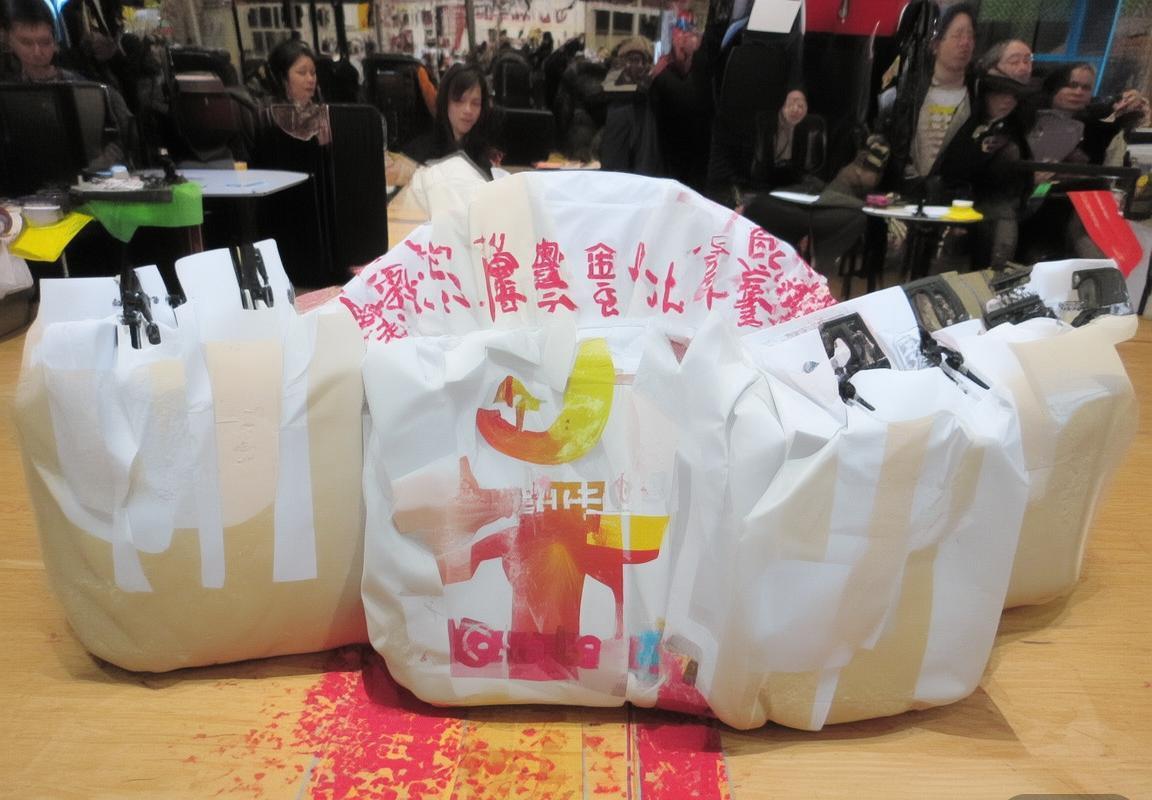 足球VAR争议：瓜迪奥拉愤怒发声，VAR技术影响比赛公正性分析